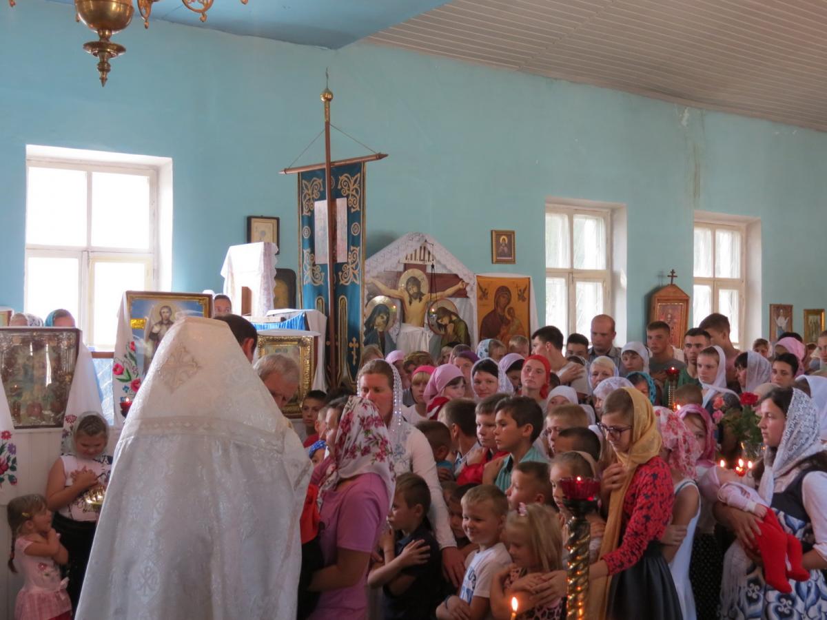 Благословіння дітей у Любарі.
