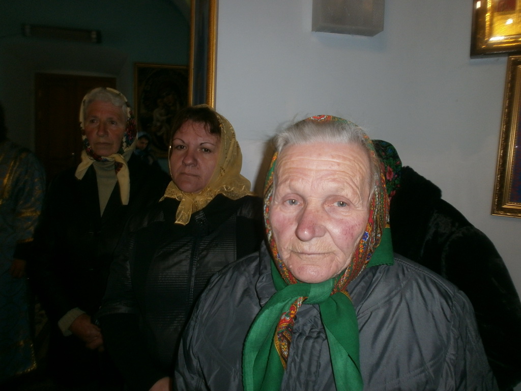 Парафіянам Свято-Іоанно-Богословського храму с. Скраглівки представили нового священика