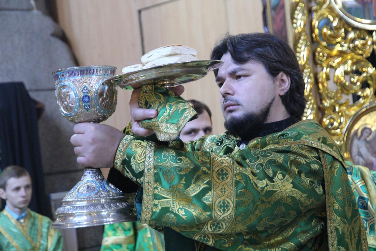 Неділя Вербна. Архієрейське богослужіння у кафедральному соборі міста Житомира