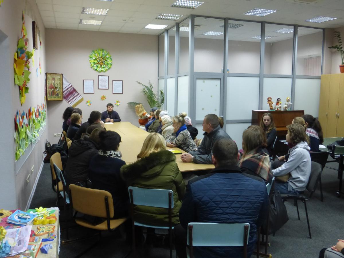 БАТЬКІВСЬКІ ЗБОРИ ВОСКРЕСНОЇ ШКОЛИ
