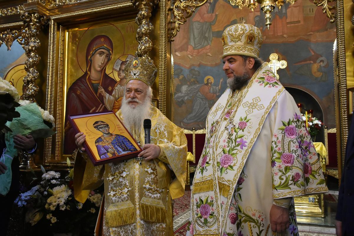 Вінниця. Митрополит Никодим взяв участь в урочистому богослужінні з нагоди 55-річчя митрополита Вінницького і Барського Симеона!