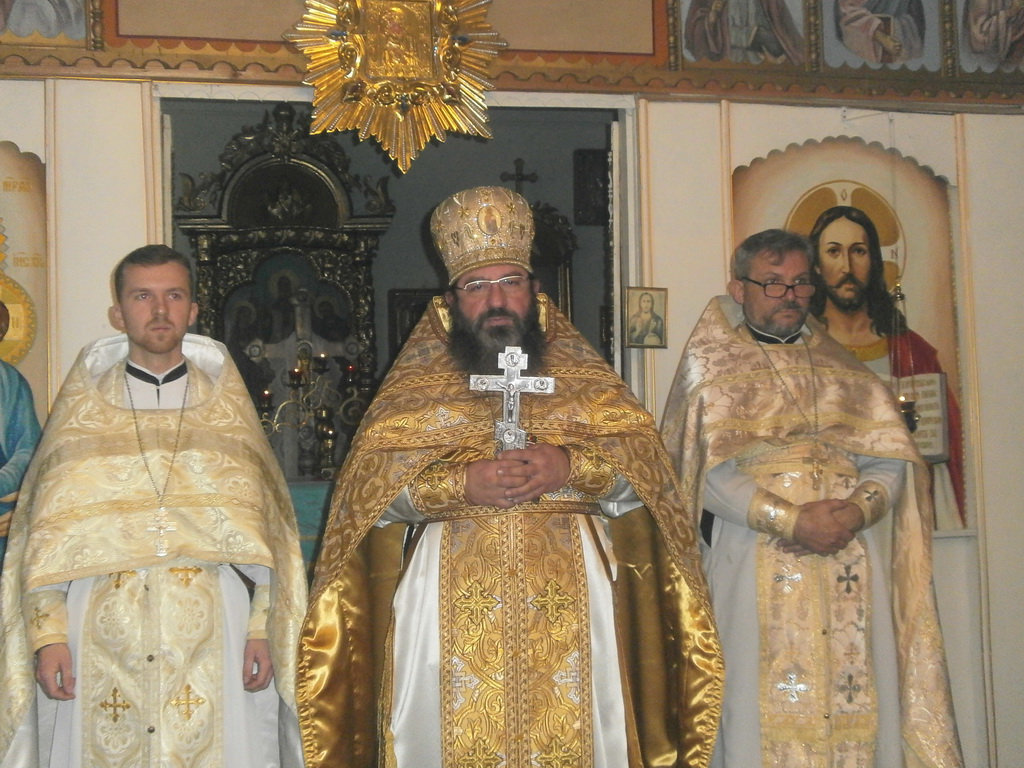 Соборна молитва лунала у Свято-Покровському храмі с. Мирославки: духовенство і парафіяни молилися за мир
