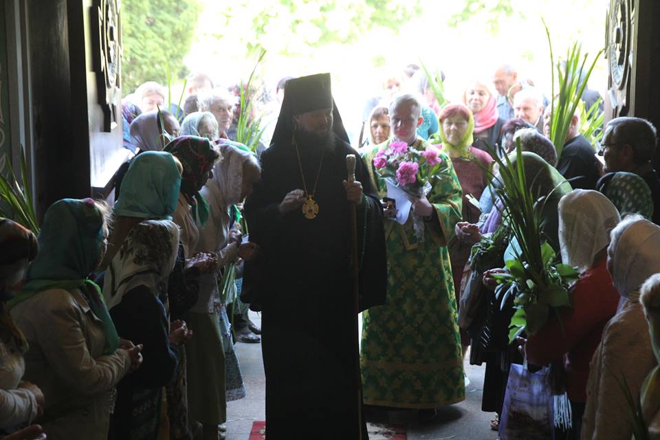 Трійця. Архієрейське богослужіння у Спасо-Преображенському кафедральному соборі!