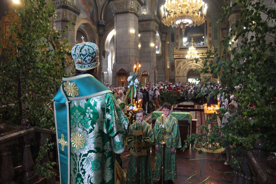 Трійця. Архієрейське богослужіння у Спасо-Преображенському кафедральному соборі!