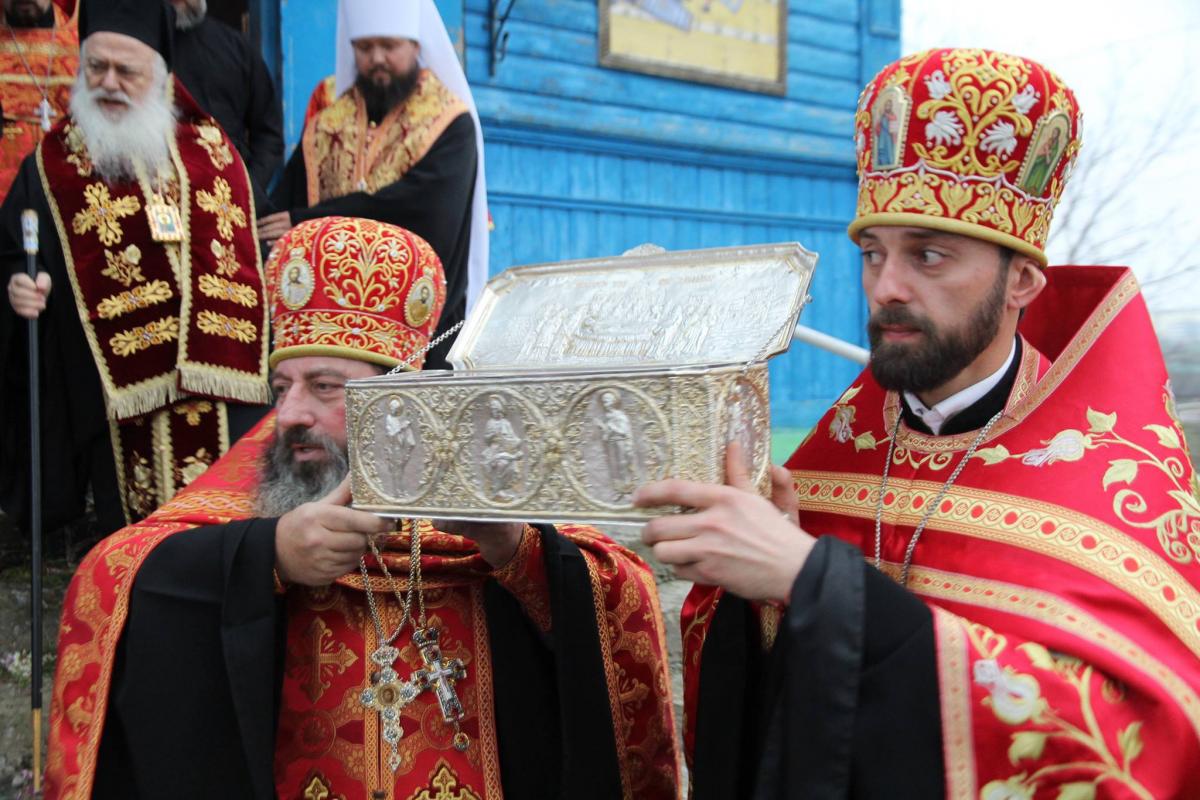 Мощі великомученика Димитрія Солунського зустріли у Житомирській єпархії!