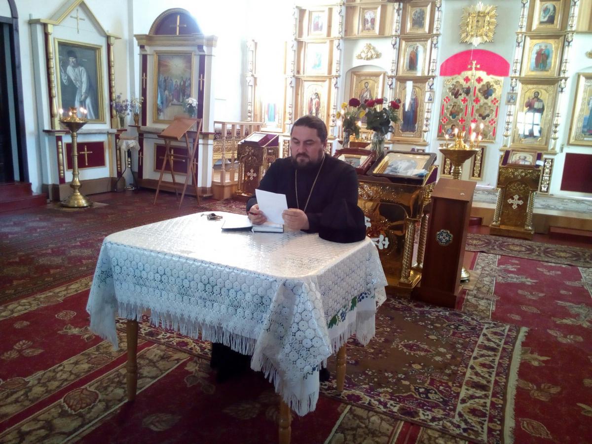 Зібрання священиків Черняхівського благочиння.