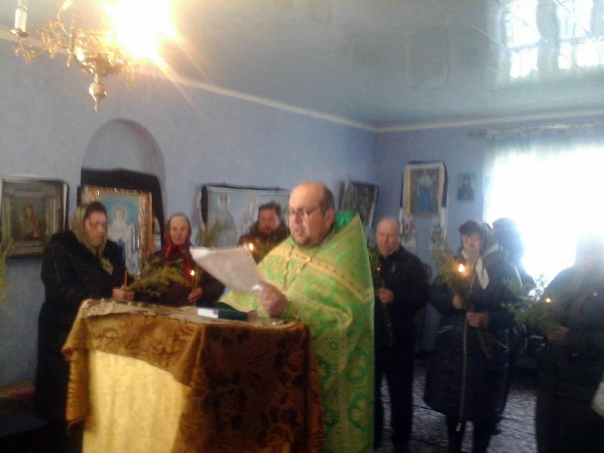 Духовенство Андрушівського благочиння піднесли молитви за мир в Україні