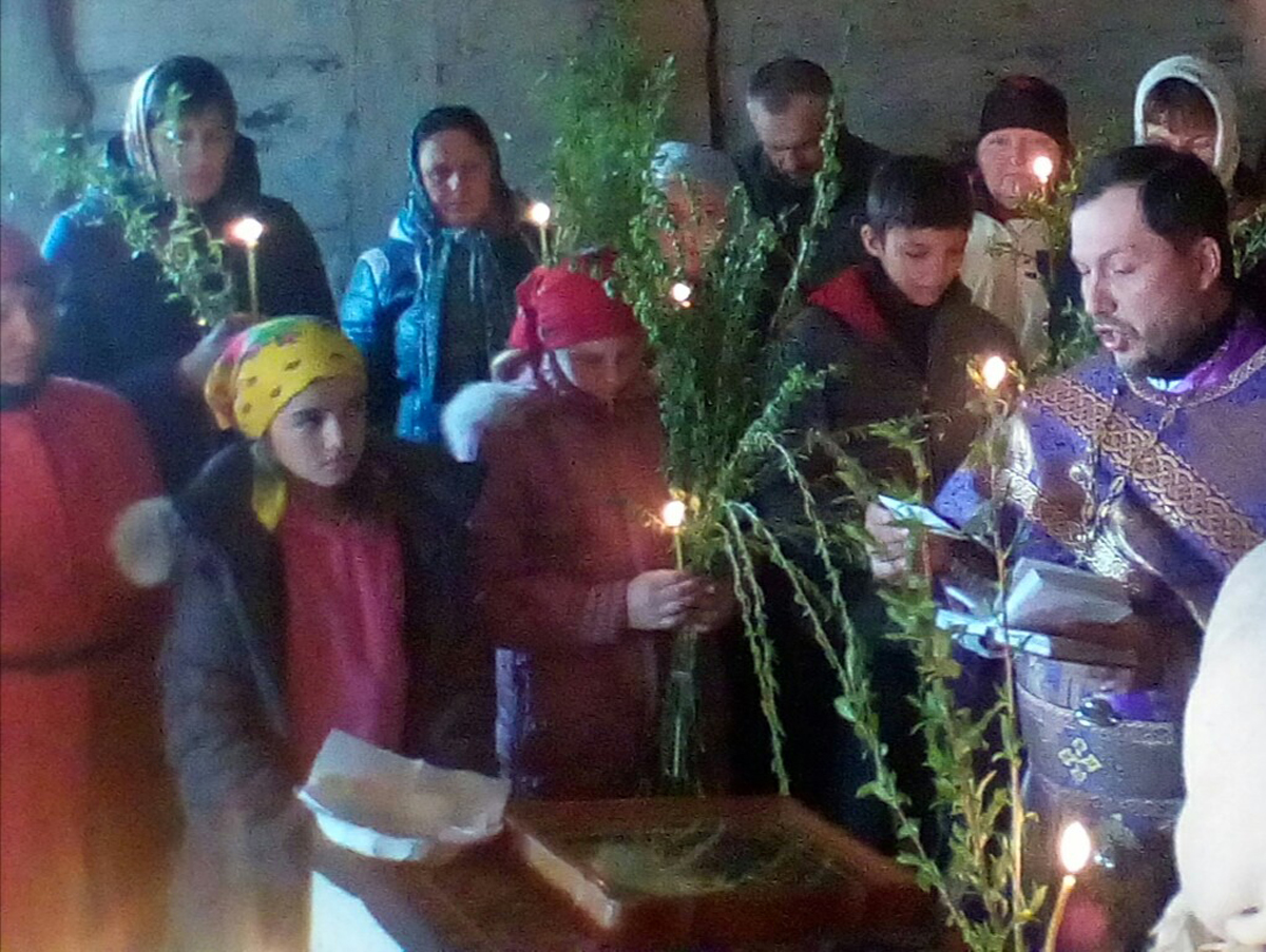 Духовенство Андрушівського благочиння піднесли молитви за мир в Україні