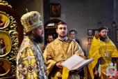Архієрейське богослужіння у Свято-Покровському храмі Житомира.