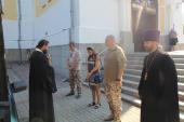 Митрополит Никодим освятив автомобіль для військових!