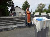 У травневі дні жителі сіл Великої П’ятигірки та Осикового молитовно вшанували воїнів
