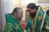 У Зимненській Святогірській Свято-Успенській обителі архієпископ Никодим молився за Божественною літургією разом із Предстоятелем УПЦ