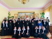 В день випуску вихованців регентського духовного училища митрополит Никодим звершив Божественну літургію у Корецькому Свято-Троїцькому монастирі!