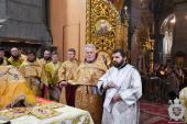 У неділю двадцять першу після П'ятидесятниці митрополит Никодим звершив Божественну літургію у Спасо-Преображенському кафедральному соборі.