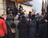 Представники ПЦУ захопили храм Різдва Пресвятої Богородиці у с. Глибочиця.